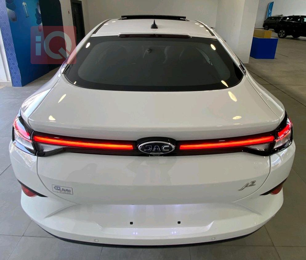 JAC J7